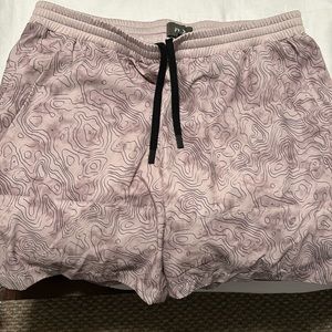 Patterns flex shorts for working out